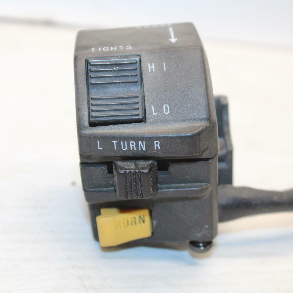 93-96 SUZUKI GSXR750W LEFT CLIP ON HANDLE HORN SIGNALS SWITCH SWITCHES BB266