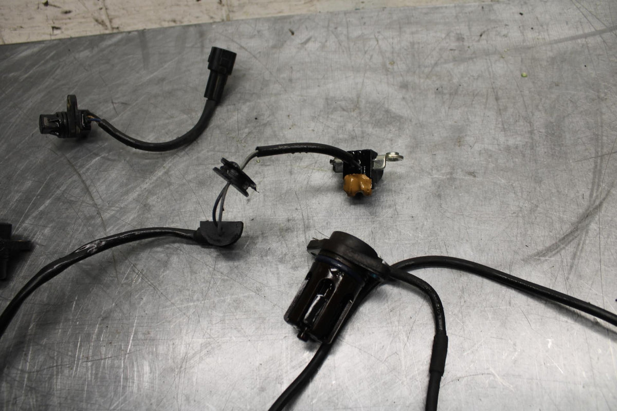 07 YAMAHA YZF R6 OIL LEVEL GAUGE ENGINE SENSOR 5VX-85720-01-00 BB495