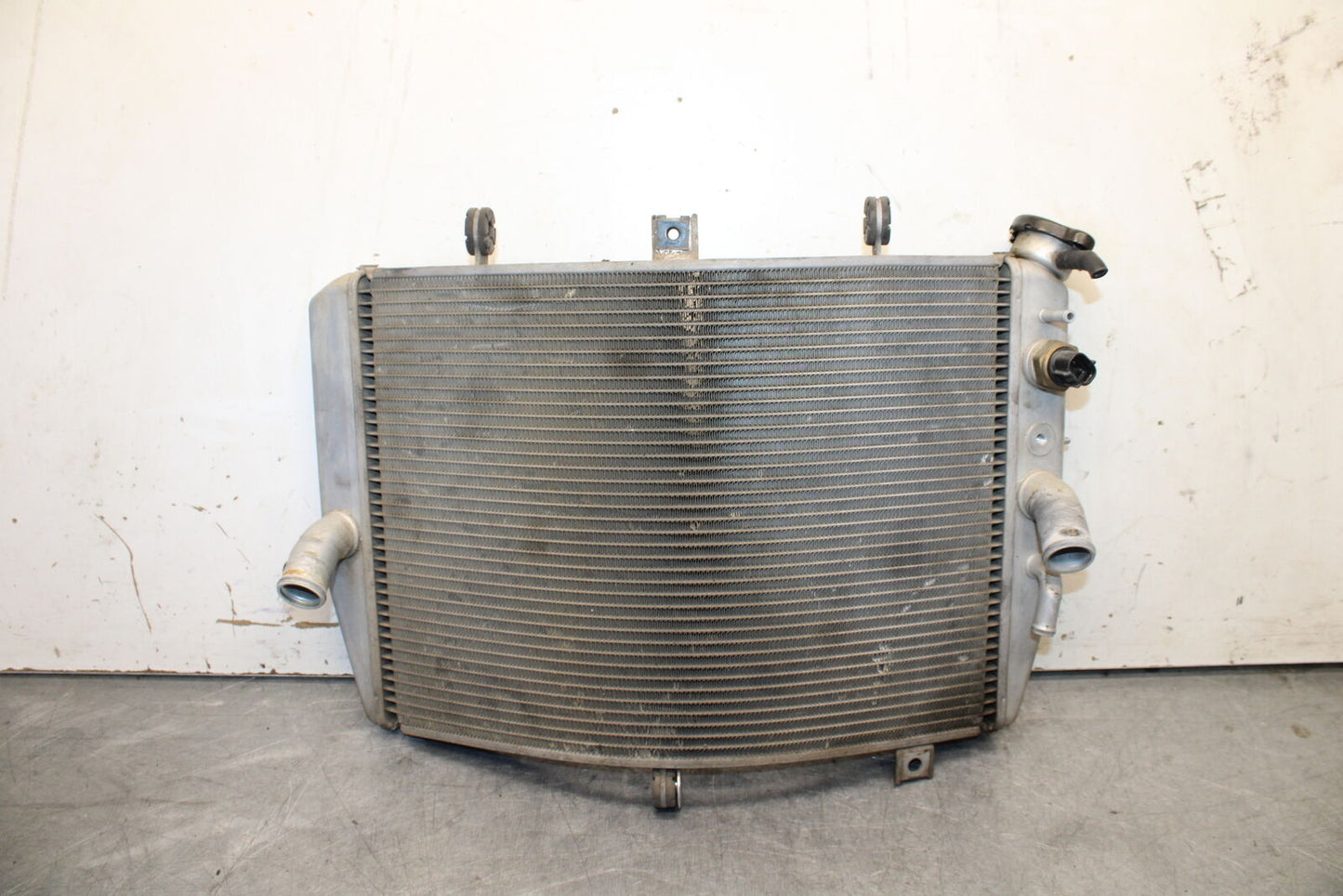 04-05 SUZUKI GSXR600 ENGINE RADIATOR COOLING RADIATER 17710-29G00 BB658