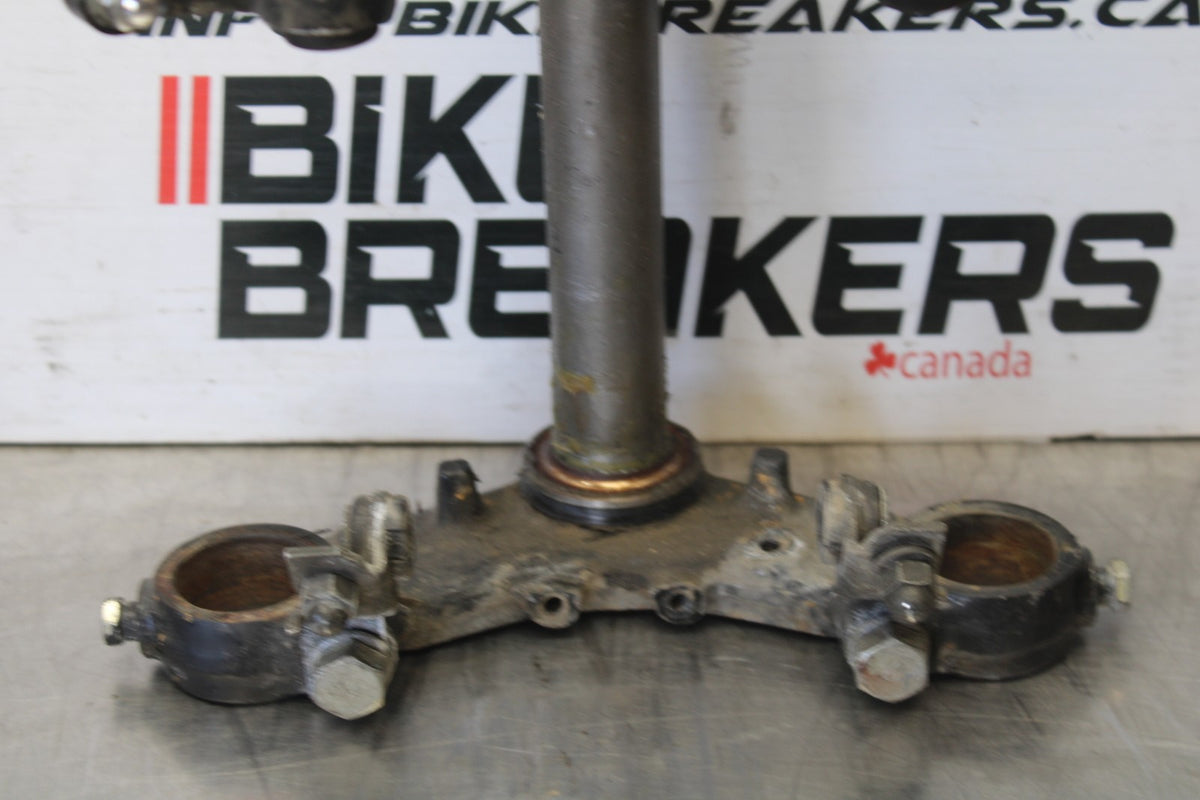 81 YAMAHA MAXIM 550 XJ550 FORKS CLAMP UPPER LOWER TRIPLE TREE STEM BB866
