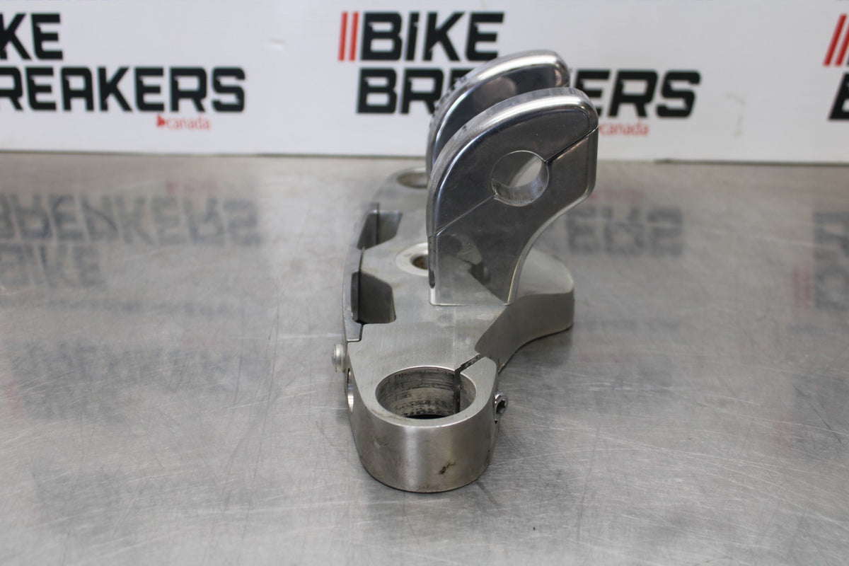 03-08 KAWASAKI VULCAN 1600 FORKS UPPER TRIPLE TREE CLAMP BB196