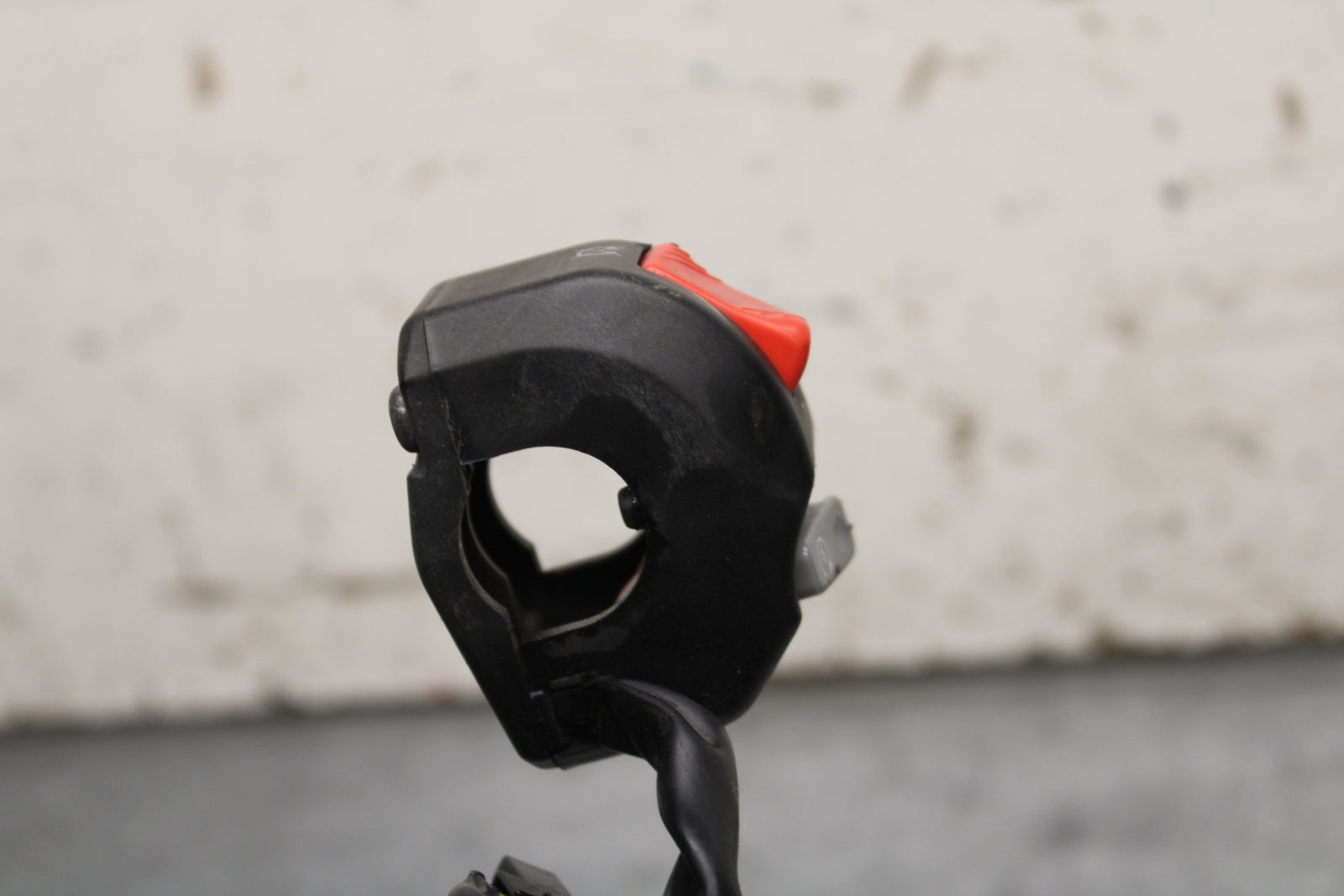 12-13 KAWASAKI Z1000 RIGHT CLIP ON HANDLE KILL OFF START SWITCH SWITCHES BB743