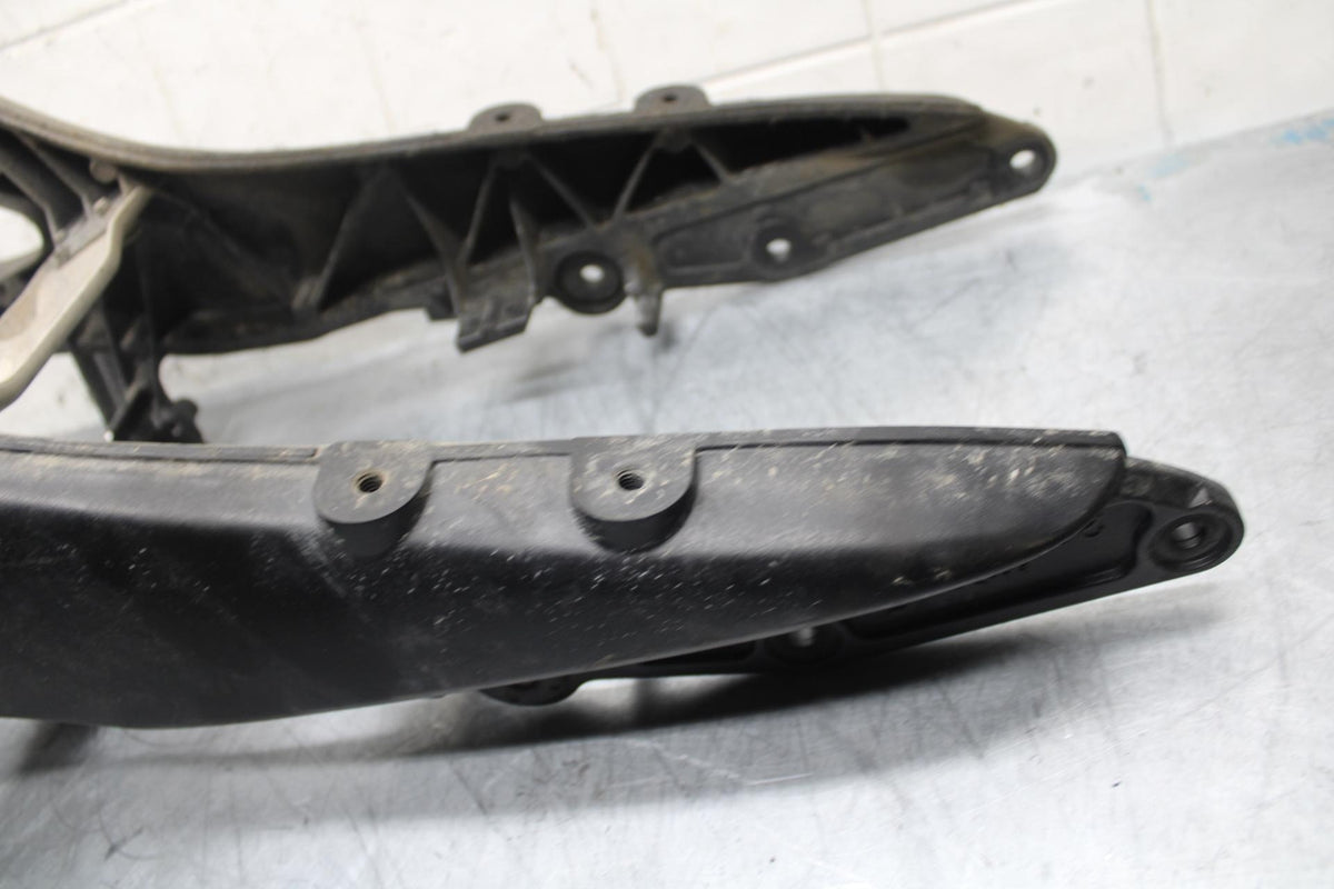 06-07 SUZUKI GSXR 600 REAR SUBFRAME BACK SUB FRAME BB499