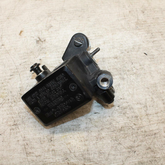 20-21 YAMAHA XSR900 FRONT BRAKE MASTER CYLINDER BB372
