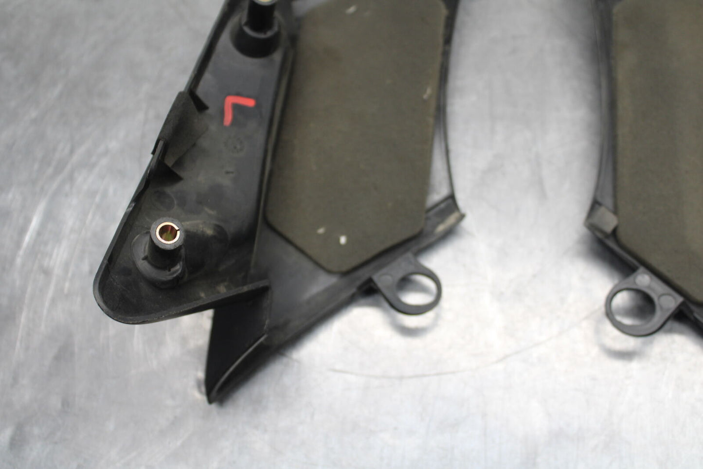 08-09 YAMAHA YZF R6S RIGHT LEFT FRAME MID SIDE COVERS COWLS PANELS TRIM BB114