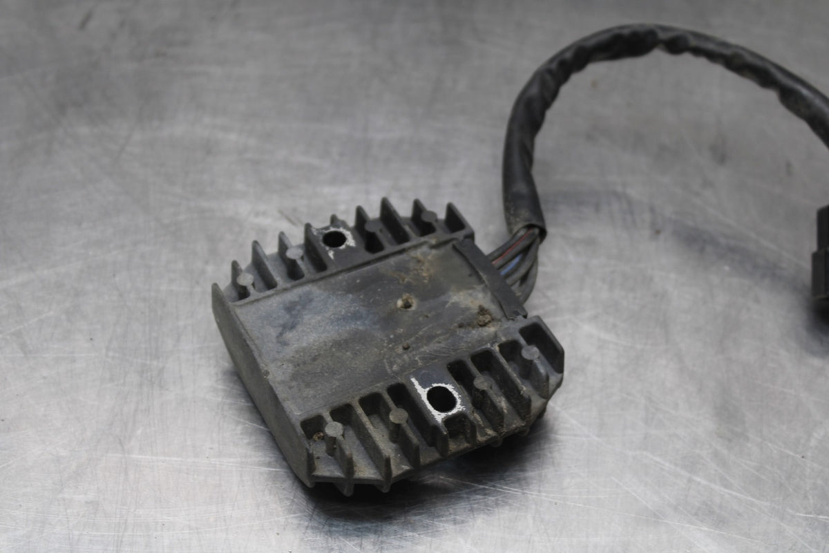 98 KAWASAKI NINJA ZX6 RECTIFIER VOLTAGE REGULATOR BB870