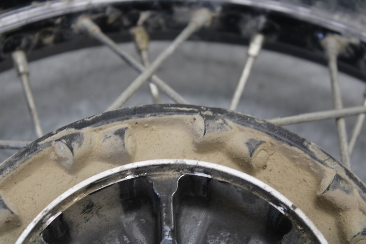 08-18 KAWASAKI KLR650 REAR WHEEL BACK RIM BB707