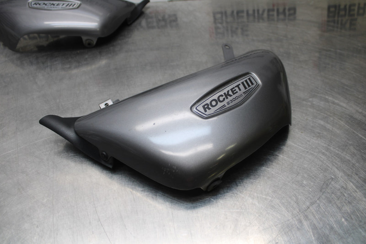 05 TRIUMPH ROCKET III SIDE COVER PANEL COWL FAIRING SET PAIR BB186