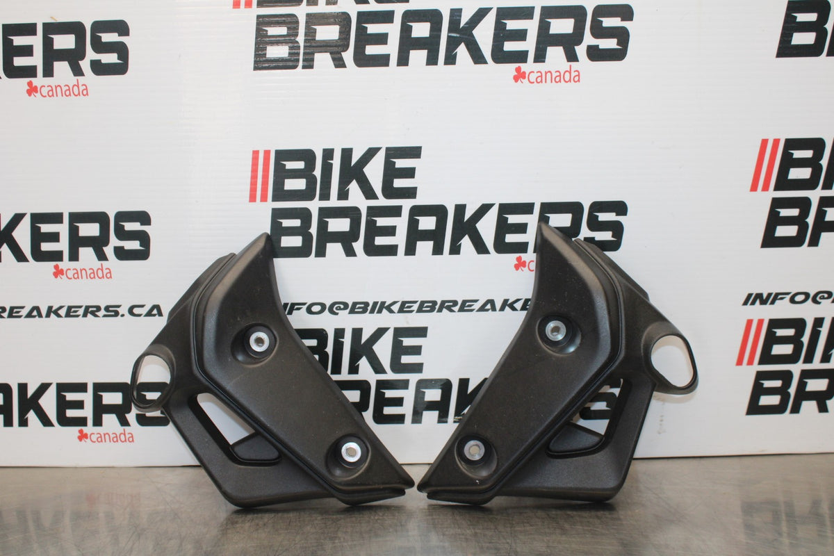 23-24 YAMAHA MT-07 ENGINE RADIATOR GUARD COVER TRIM SET BB194