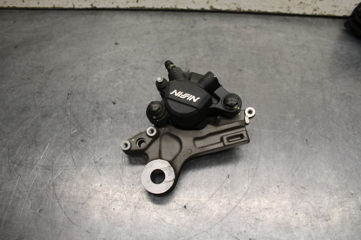 15-16 HONDA CB300F REAR BACK BRAKE CALIPER W MOUNT BRACKET BB740
