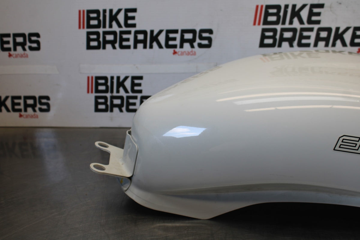24-25 KAWASAKI ELIMINATOR 450 GAS TANK FUEL PETROL RESERVOIR BB869-B