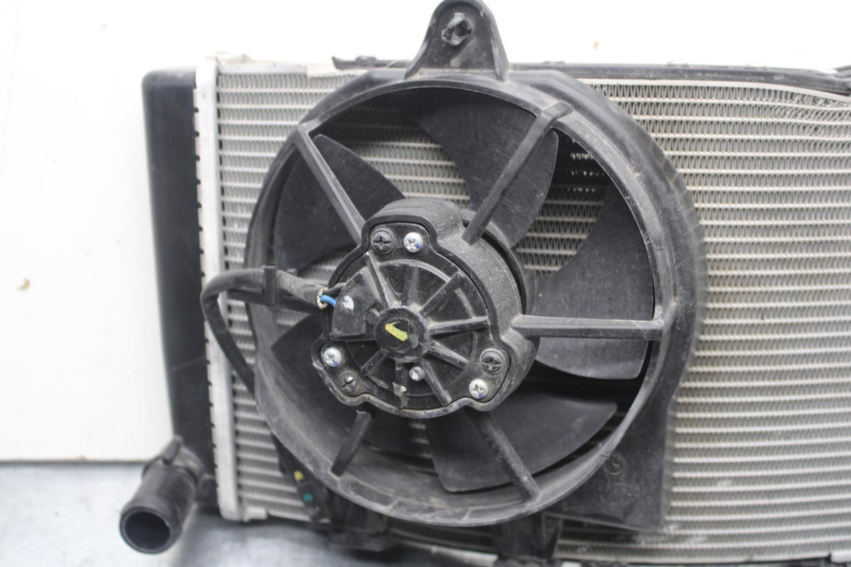 20-23 BMW F900R ENGINE RADIATOR MOTOR COOLER COOLING RADIATER BB603