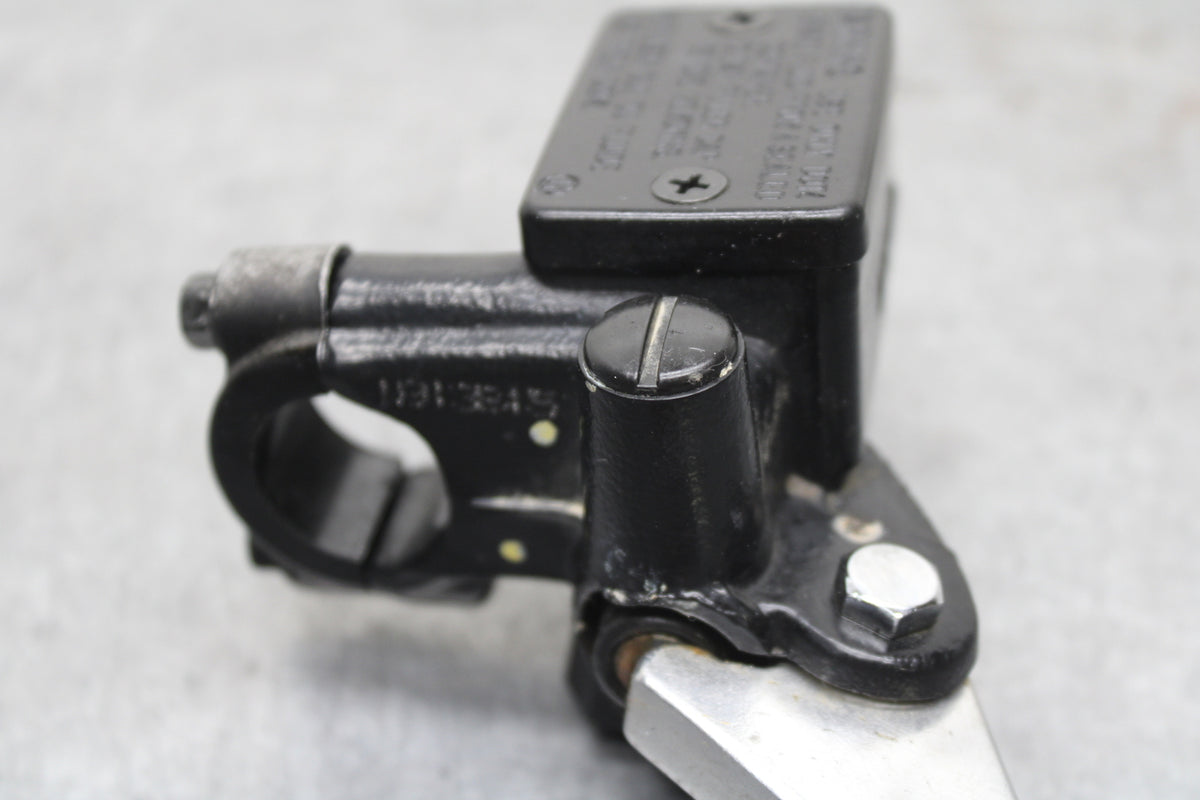 13-15 HONDA CBR500R FRONT BRAKE MASTER CYLINDER w/ LEVER 45510-MGZ-305 BB315