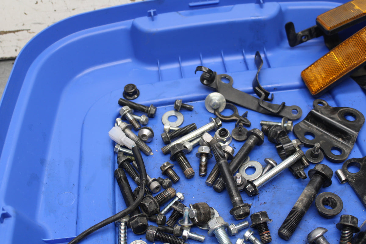 17-24 YAMAHA BOLT XVS950 MOUNTING BOLTS HARDWARE MOTOR SCREWS BB729