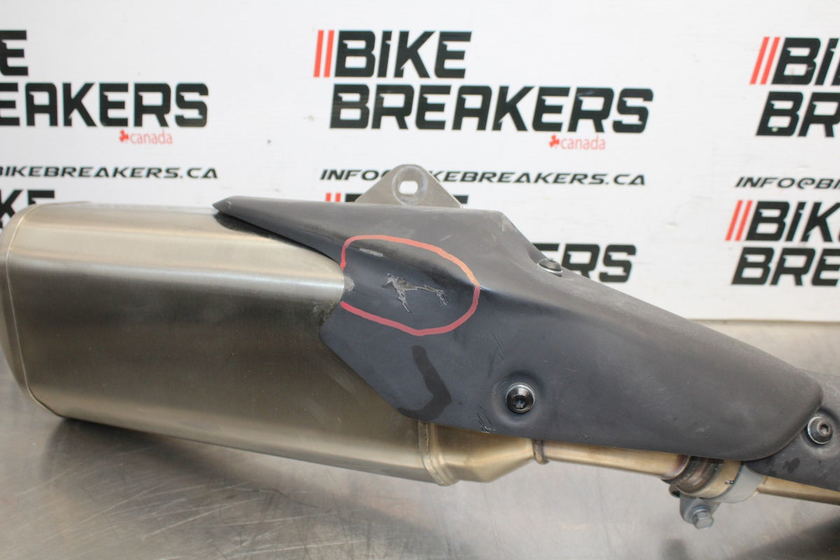 24-25 KAWASAKI NINJA ZX4R FULL EXHAUST SYSTEM HEADERS PIPE MUFFLER BB840
