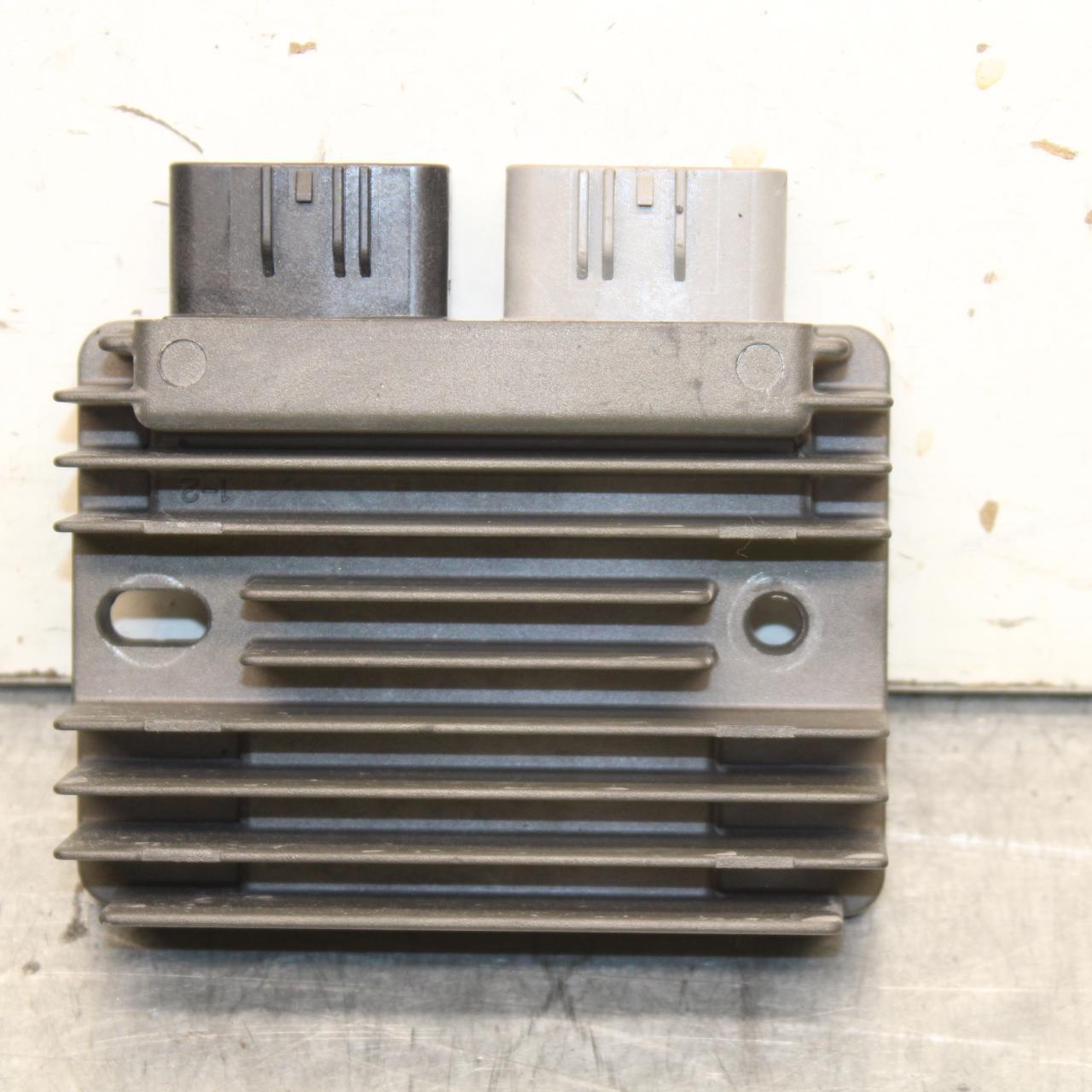 20-23 APRILIA RS660 RECTIFIER VOLTAGE REGULATOR  BB643