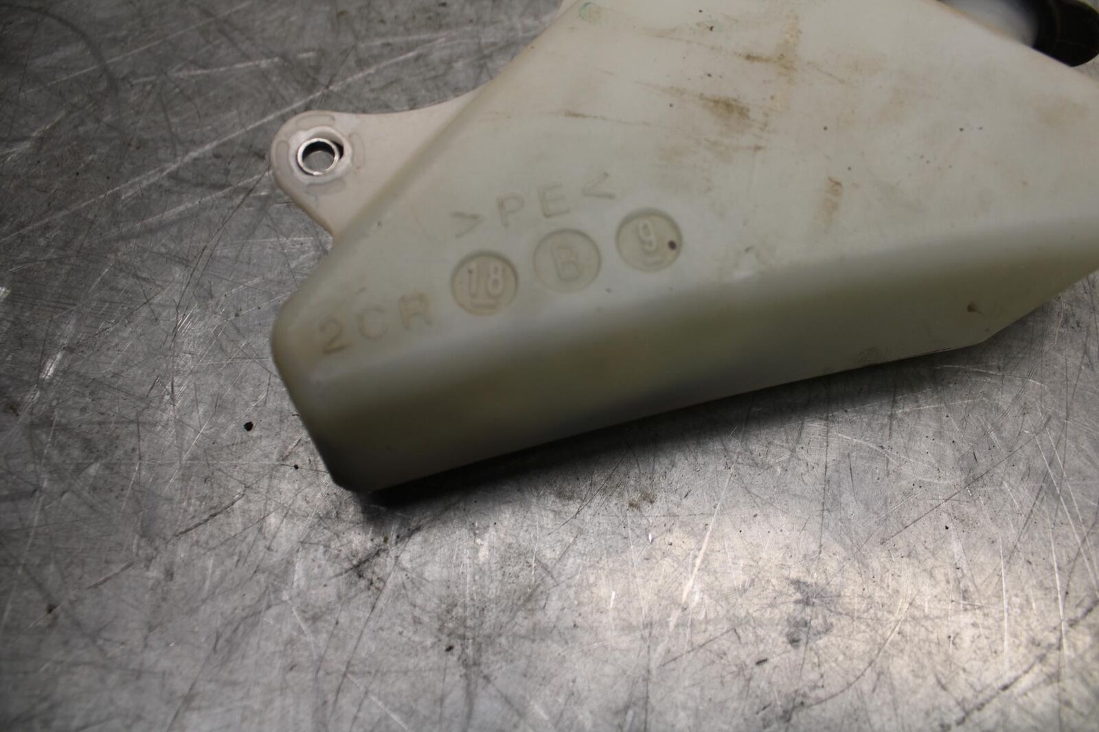 18 YAMAHA YZF R1  COOLANT WATER TANK RESERVOIR BOTTLE BB473