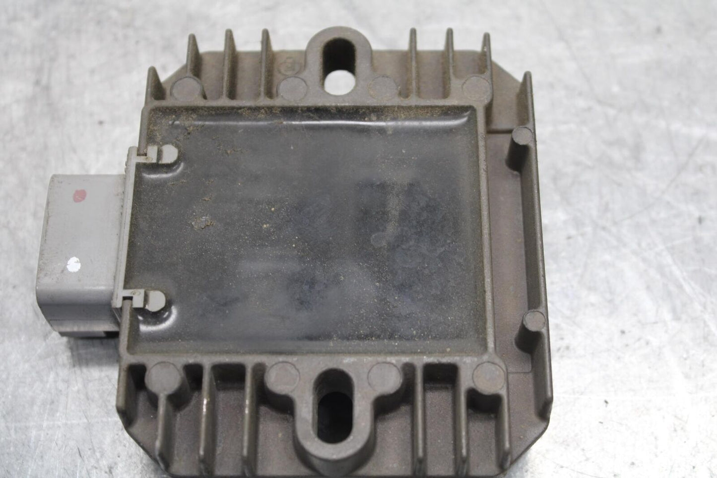 15-16 KAWASAKI EX300 RECTIFIER VOLTAGE REGULATOR BB635