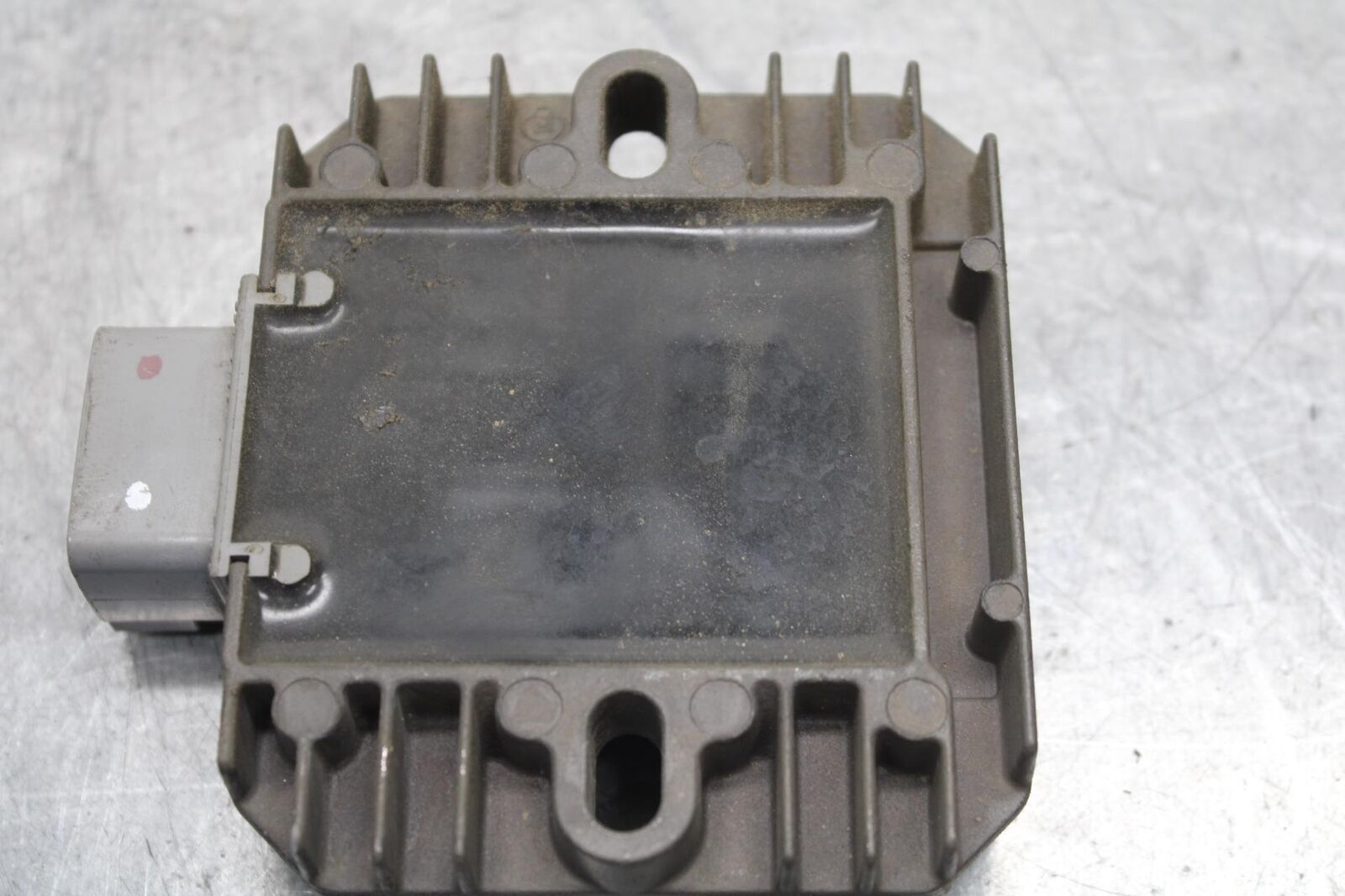 15-16 KAWASAKI EX300 RECTIFIER VOLTAGE REGULATOR BB635