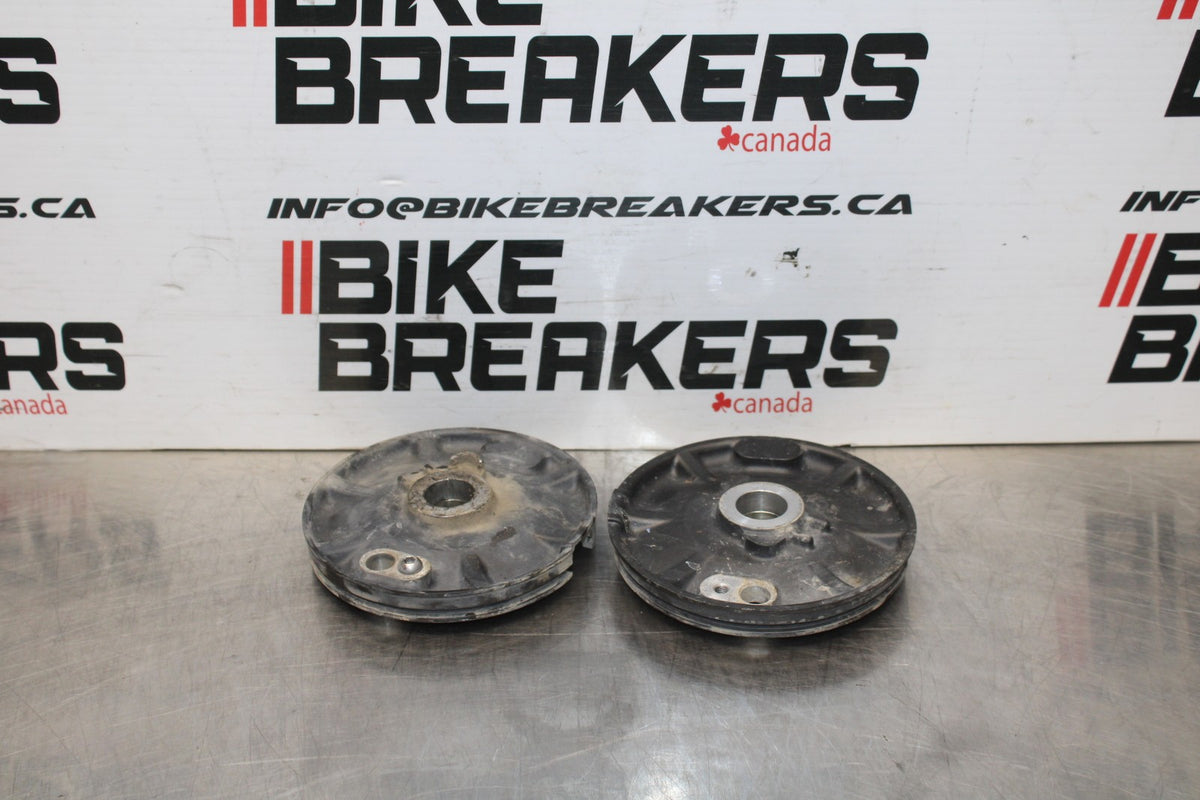 18 YAMAHA SUPER TENERE FRONT REAR ABS SENSOR MOUNTING PLATE SET BB832