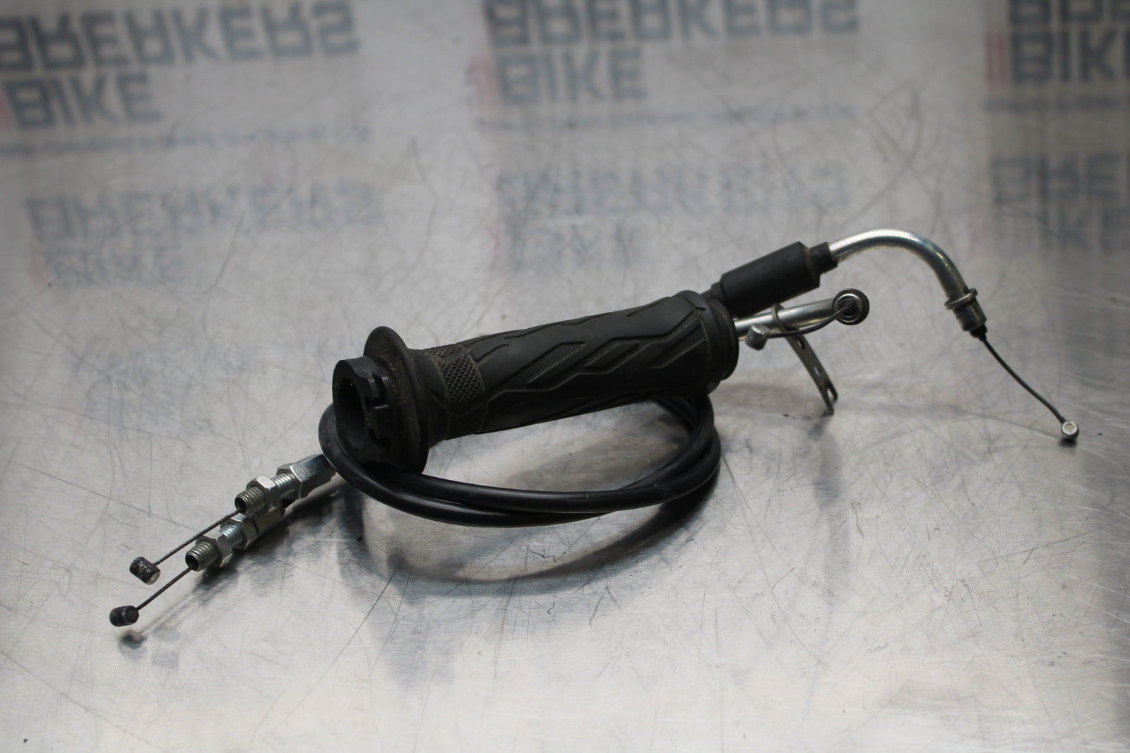 11 SUZUKI GSXR1000 THROTTLE CABLES LINES BB142