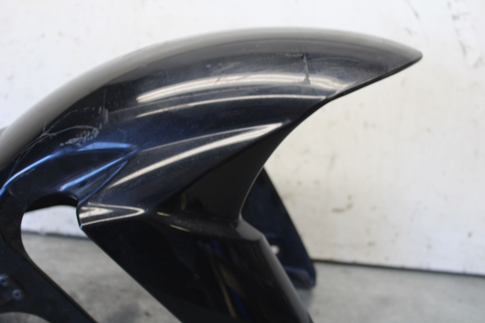 11-24 SUZUKI GSXR750 FRONT WHEEL FENDER COWL FAIRING  BB687