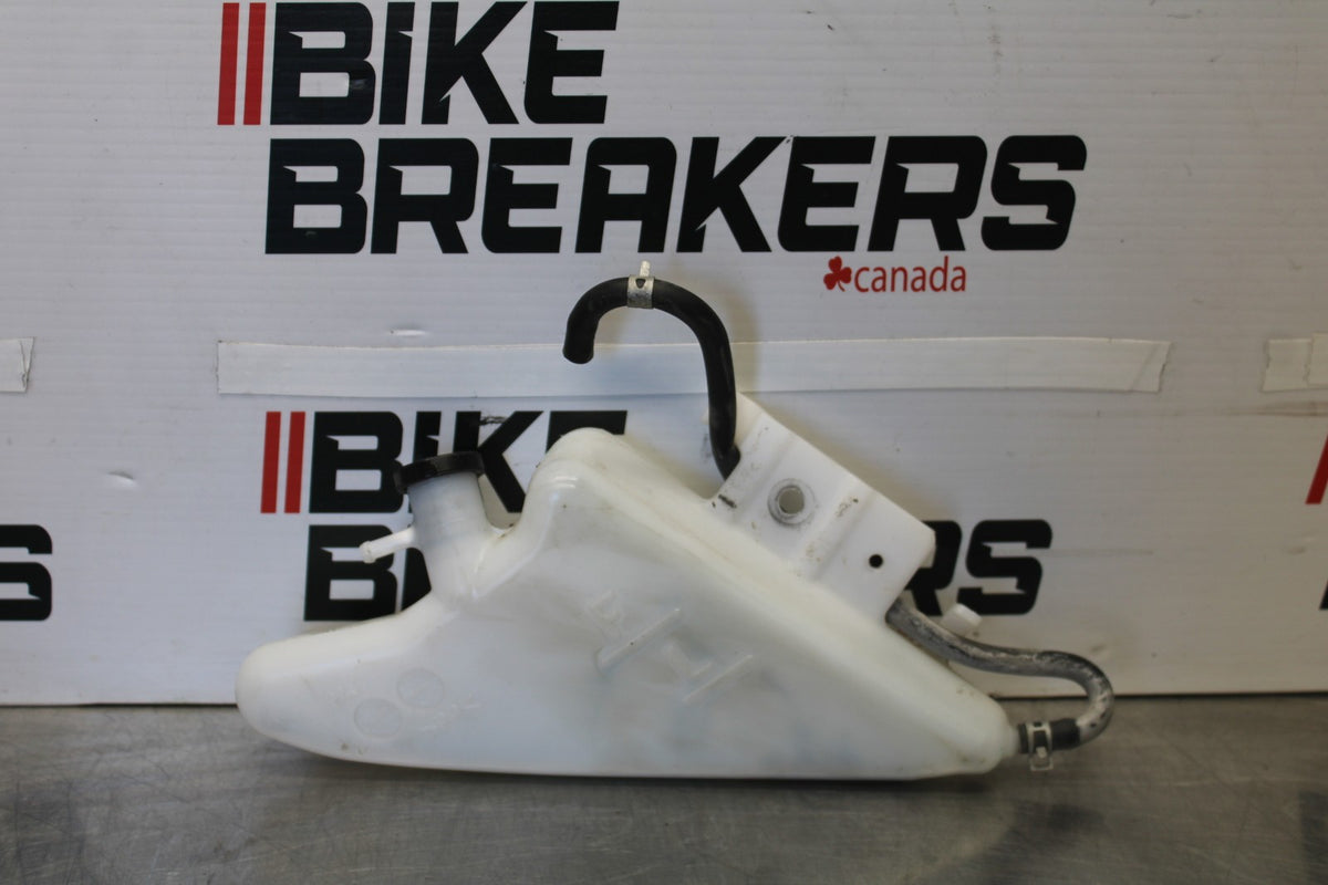 18 SUZUKI GSXR750 COOLANT WATER TANK RESERVOIR BOTTLE BB891