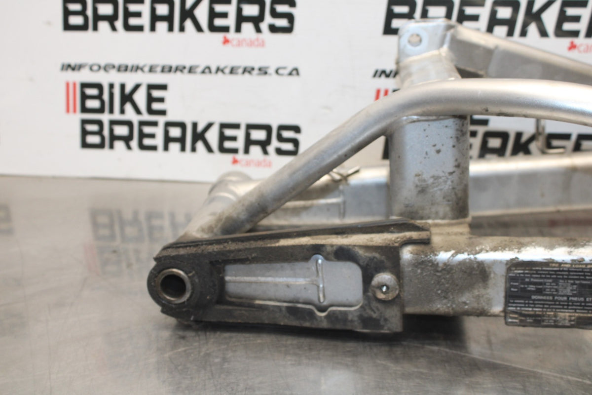 08 KAWASAKI NINJA 650 EX650 REAR SWINGARM BACK SUSPENSION SWING ARM BB797