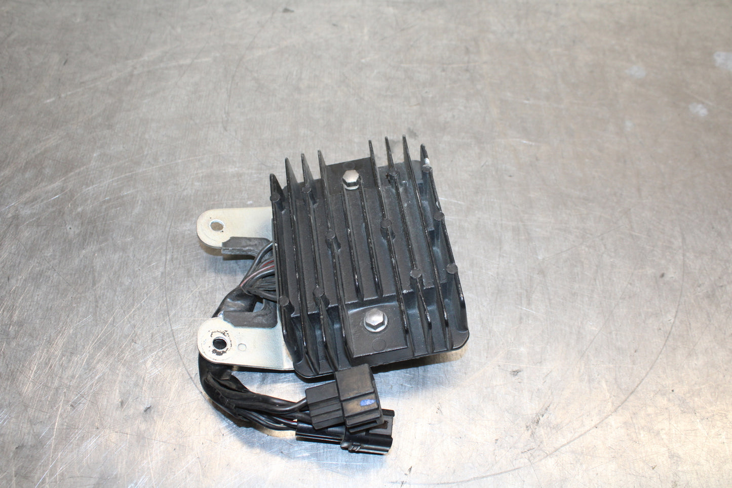 08-10 SUZUKI GSXR 600 RECTIFIER VOLTAGE REGULATOR BB130