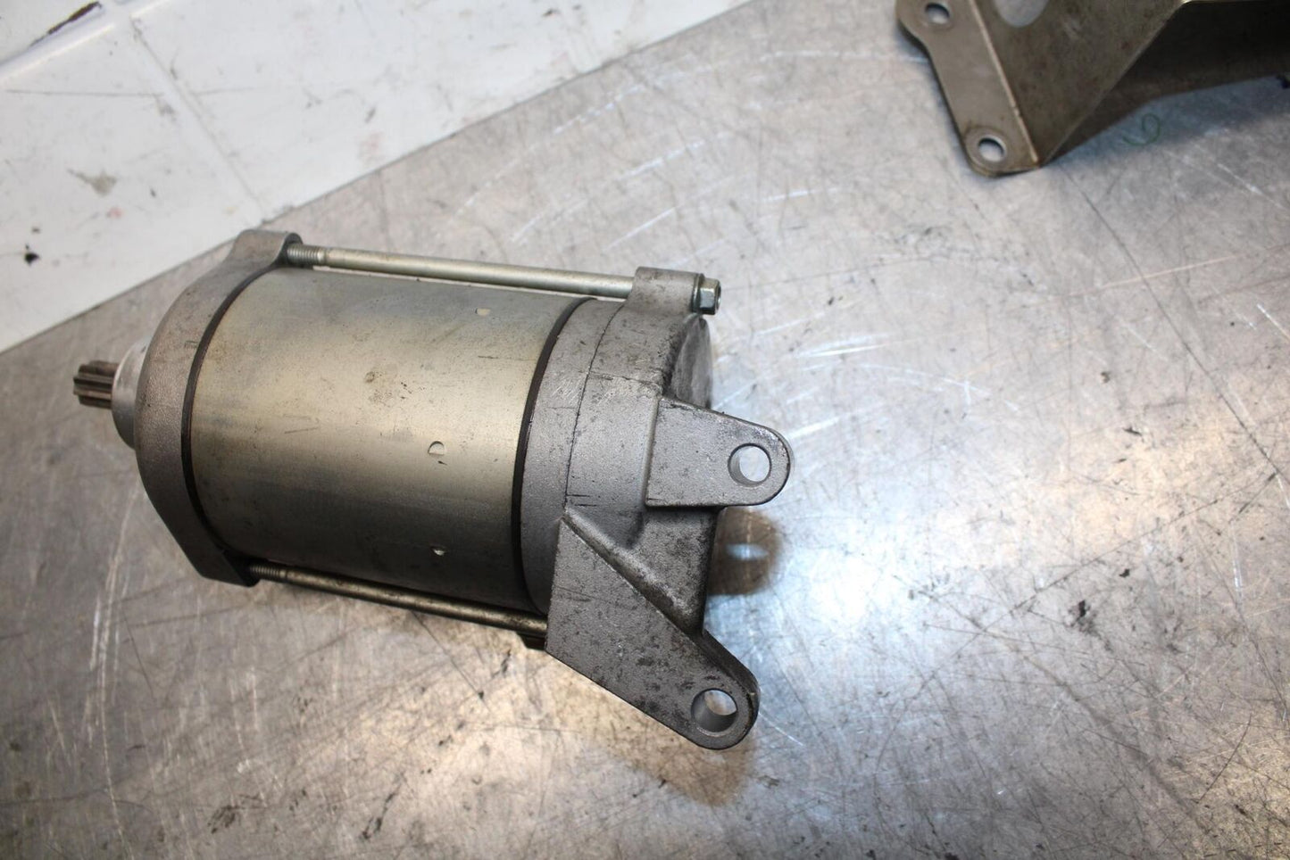 2001 Honda ST1100 ENGINE STARTING STARTER MOTOR -DC 12V BB77