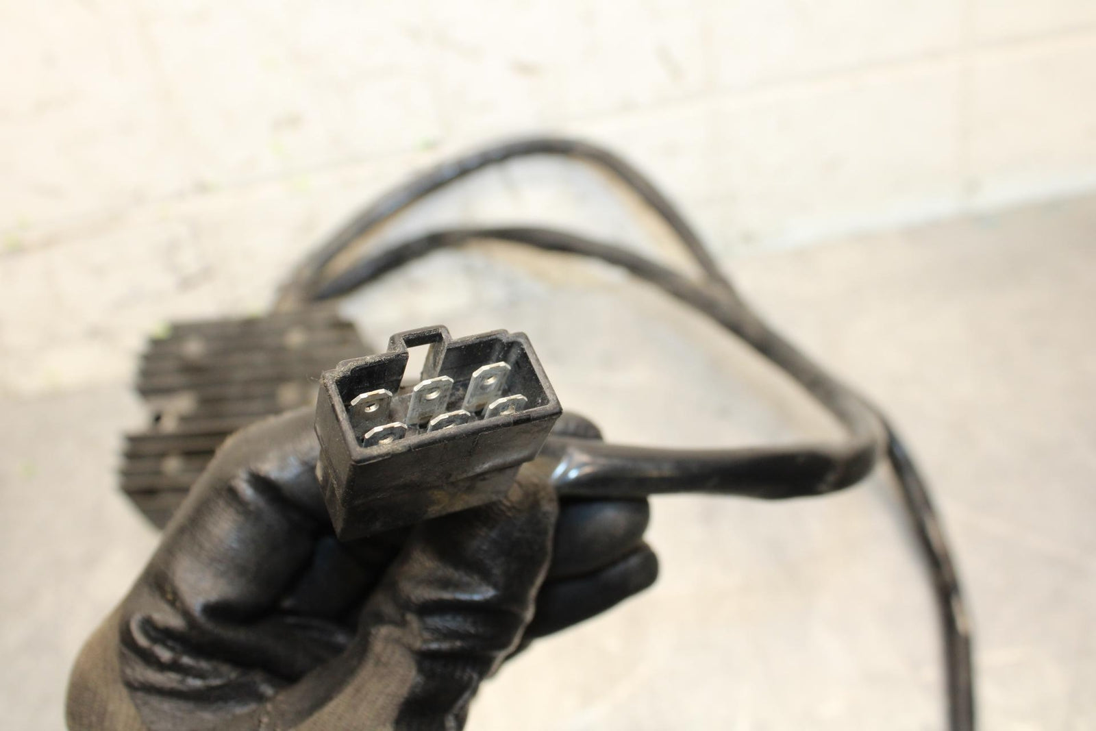 2005 Kawasaki Vulcan 1600 VN1600D Nomad RECTIFIER VOLTAGE REGULATOR BB556