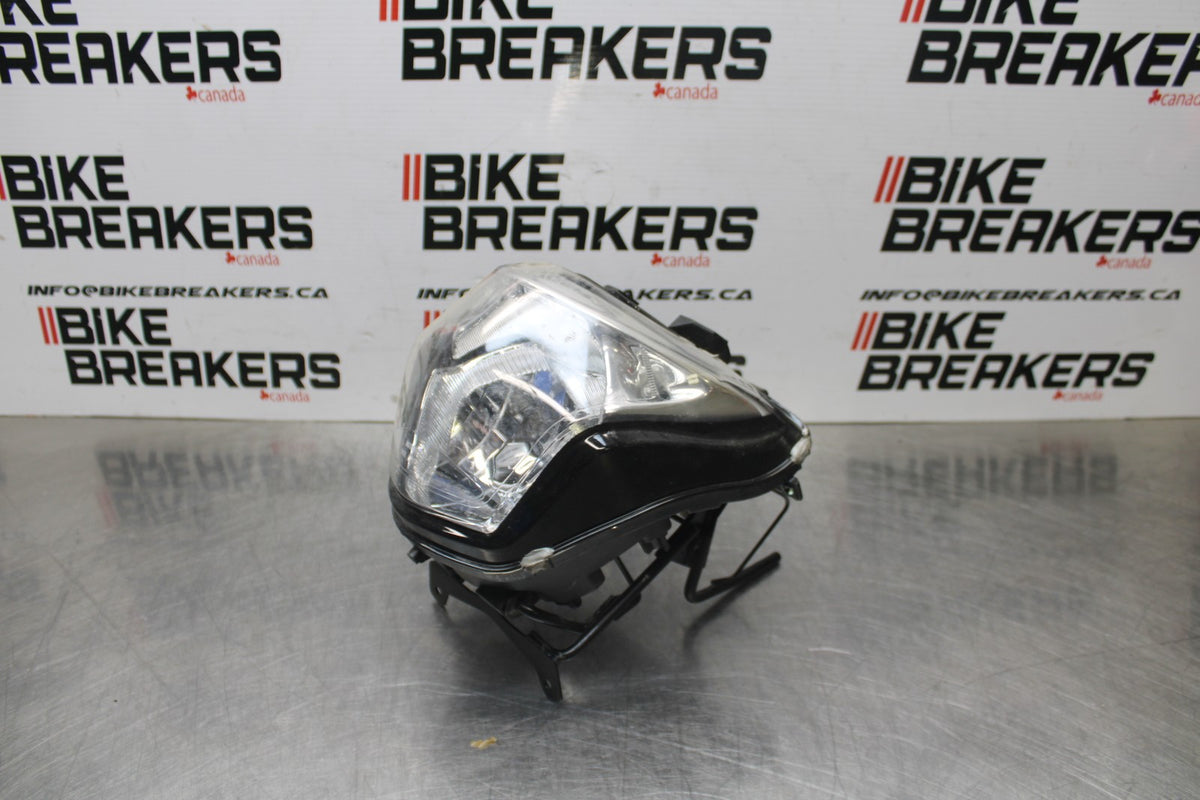 15 SUZUKI GW250F FRONT HEADLIGHT HEAD LIGHT LAMP BB789