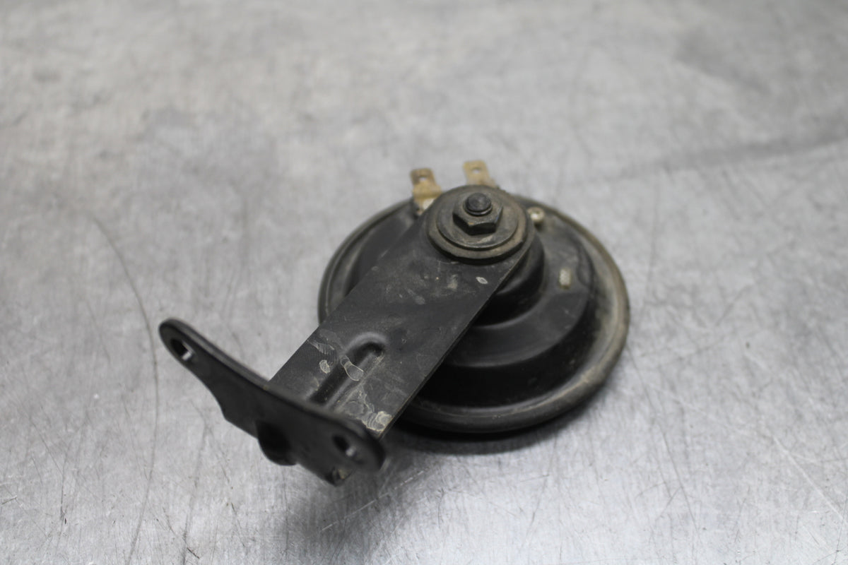 08-10 SUZUKI GSXR 600 HORN SIGNAL BB753