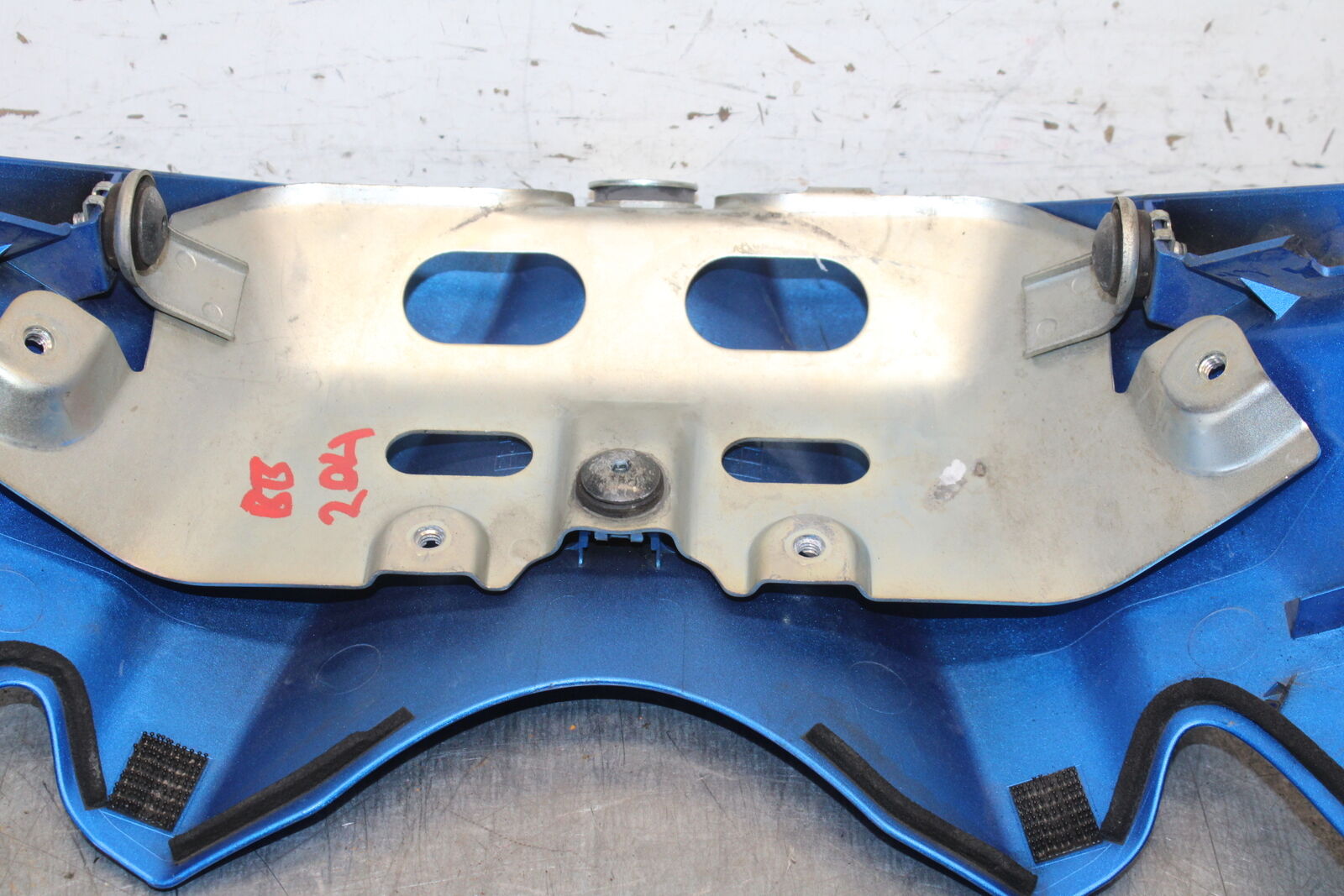 08-09 SUZUKI GSXR600 FRONT GAS TANK FUEL CELL FAIRING COWL COVER TRIM BB204