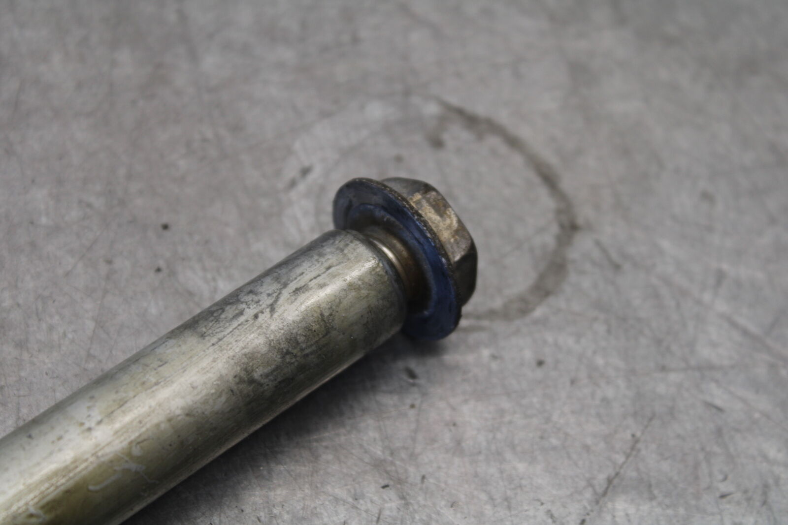 07-12 HONDA CBR600RR FRONT WHEEL RIM AXLE PIVOT BOLT BB672