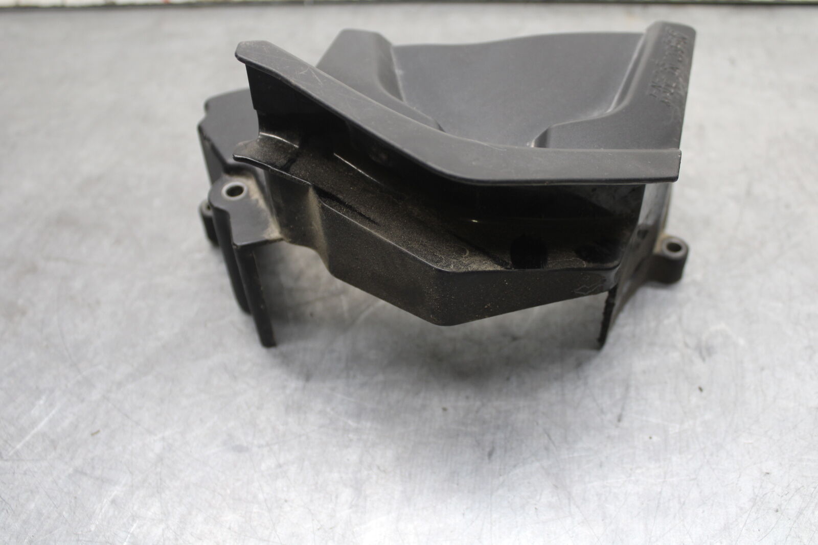 07-08 YAMAHA YZF R1 ENGINE SPROCKET COVER BB724
