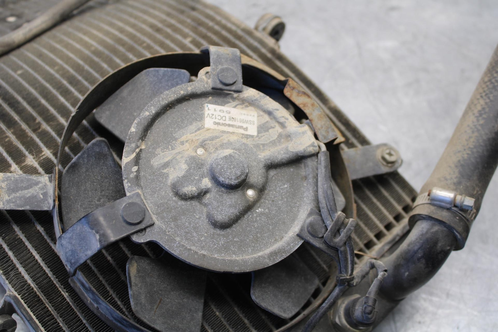 2006 Honda CBR600F4i ENGINE RADIATOR MOTOR COOLER COOLING RADIATER BB567