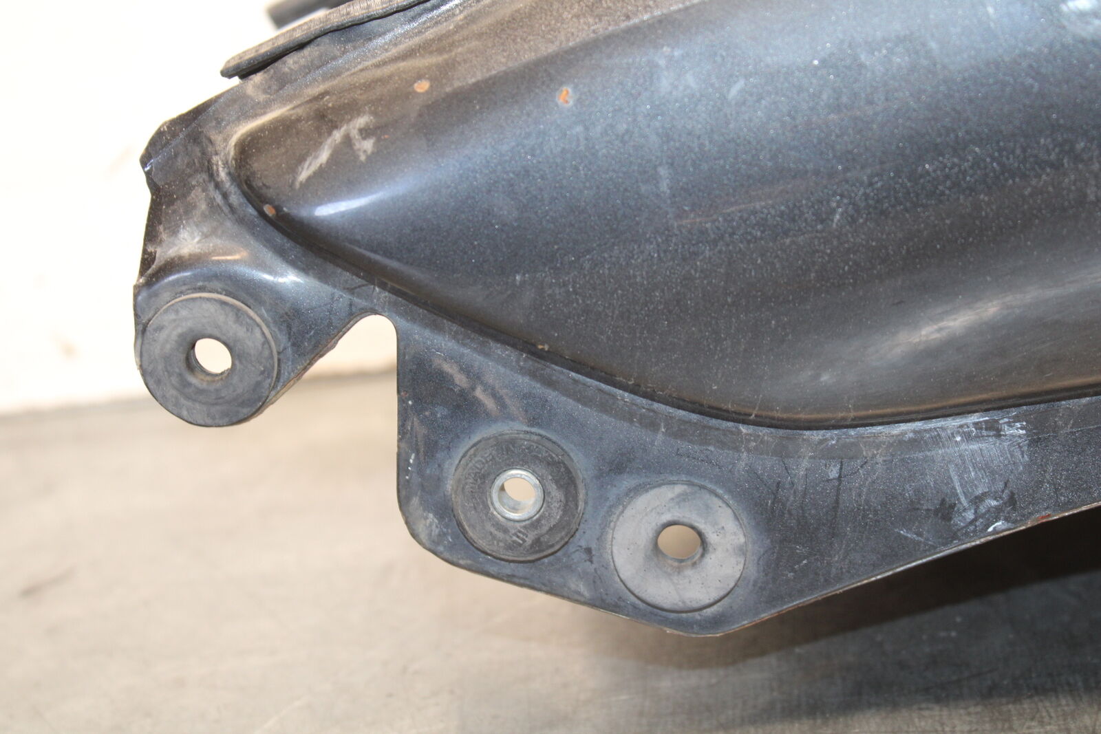 85-86 SUZUKI MADURA 1200 GAS TANK FUEL PETROL RESERVOIR  BB691