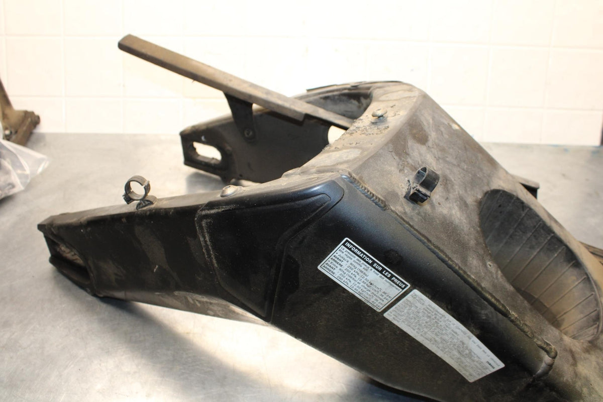 2007 Yamaha YZF R6 REAR BACK SUSPENSION SWING ARM 13S-22110-00-00 BB590