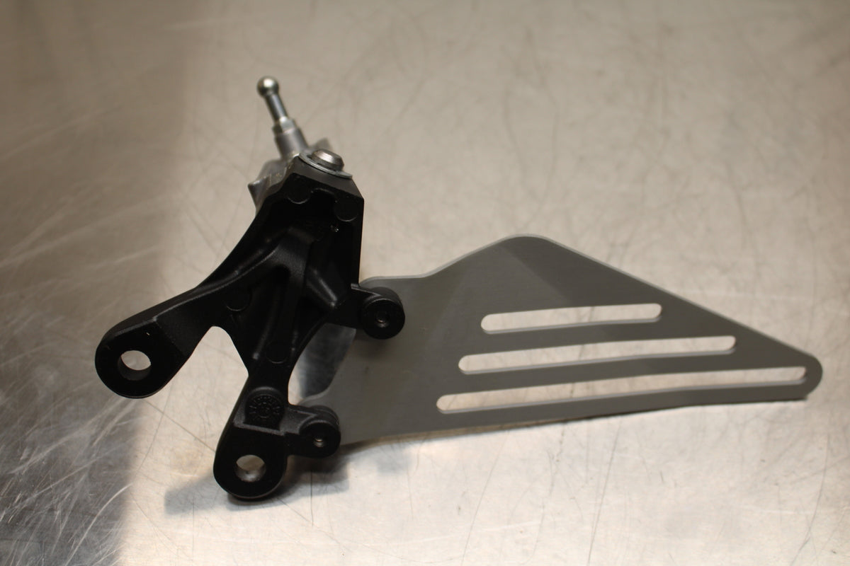 23-24 KAWASAKI NINJA ZX14R NEW!! LEFT REARSET REAR SET DRIVER FOOT PEG BB141