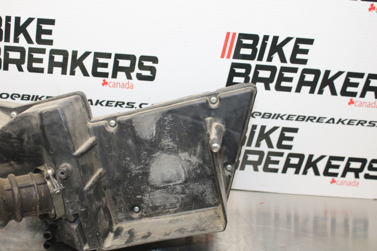 08 MOTO GUZZI BREVA 750 AIRBOX AIR INTAKE FILTER BOX BB154
