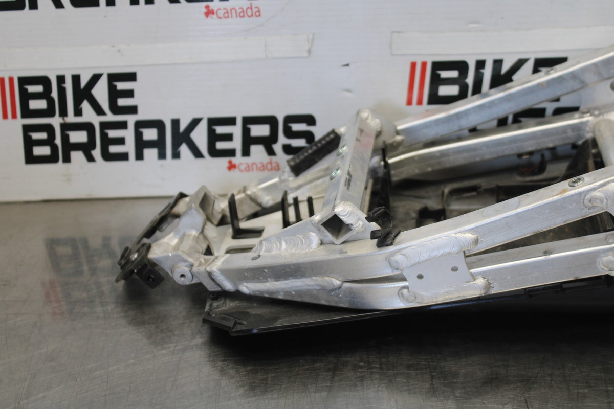 16 APRILIA TUONO V4 1100 REAR SUBFRAME BACK SUB FRAME BB905