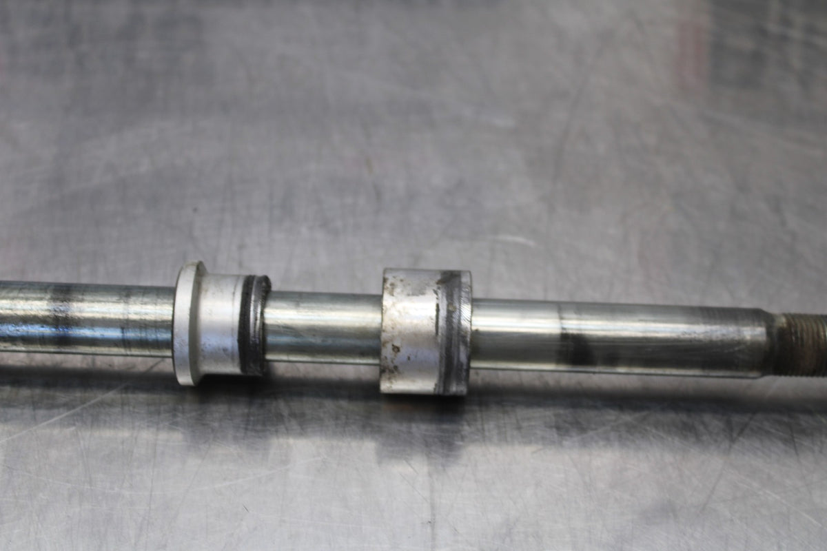05 TRIUMPH ROCKET III FRONT WHEEL RIM AXLE PIVOT BOLT BB186