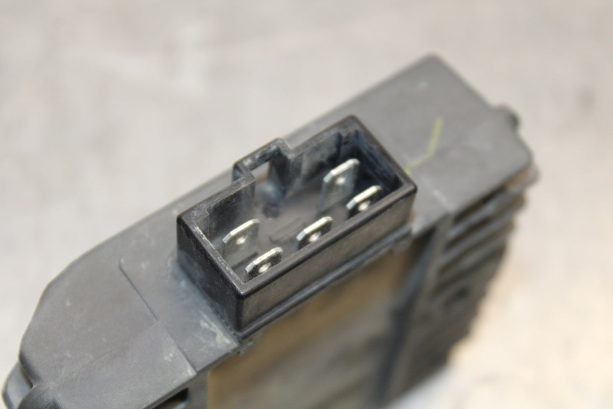 09-15 YAMAHA FZ6R RECTIFIER VOLTAGE REGULATOR  BB686