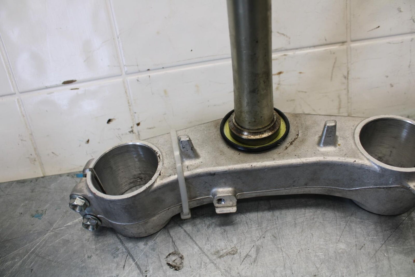 15-21 SUZUKI GSXR600 FRONT FORKS CLAMP LOWER TRIPLE TREE STEM BB437 #A