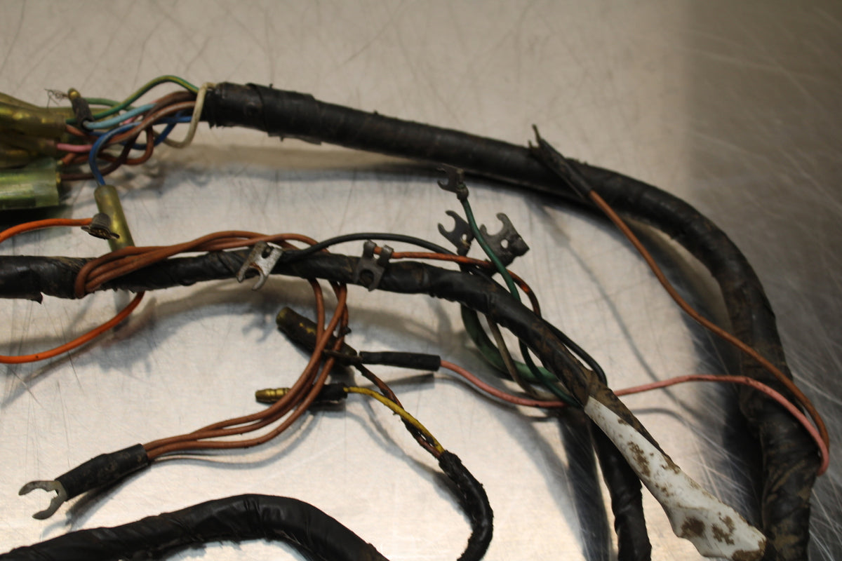69-70 YAMAHA L5T MAIN ENGINE WIRING HARNESS MOTOR WIRE LOOM BB138