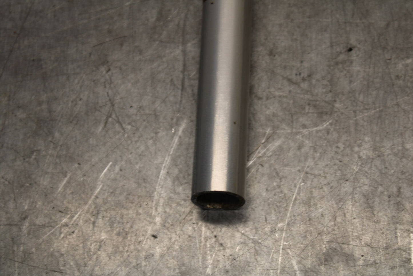 05-06 SUZUKI GSXR1000 LEFT RIGHT CLIP ON HANDLEBARS PAIR SET 56111-41G00 BB663