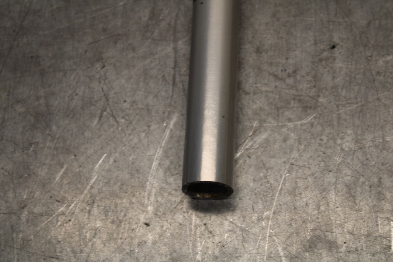 05-06 SUZUKI GSXR1000 LEFT RIGHT CLIP ON HANDLEBARS PAIR SET 56111-41G00 BB663