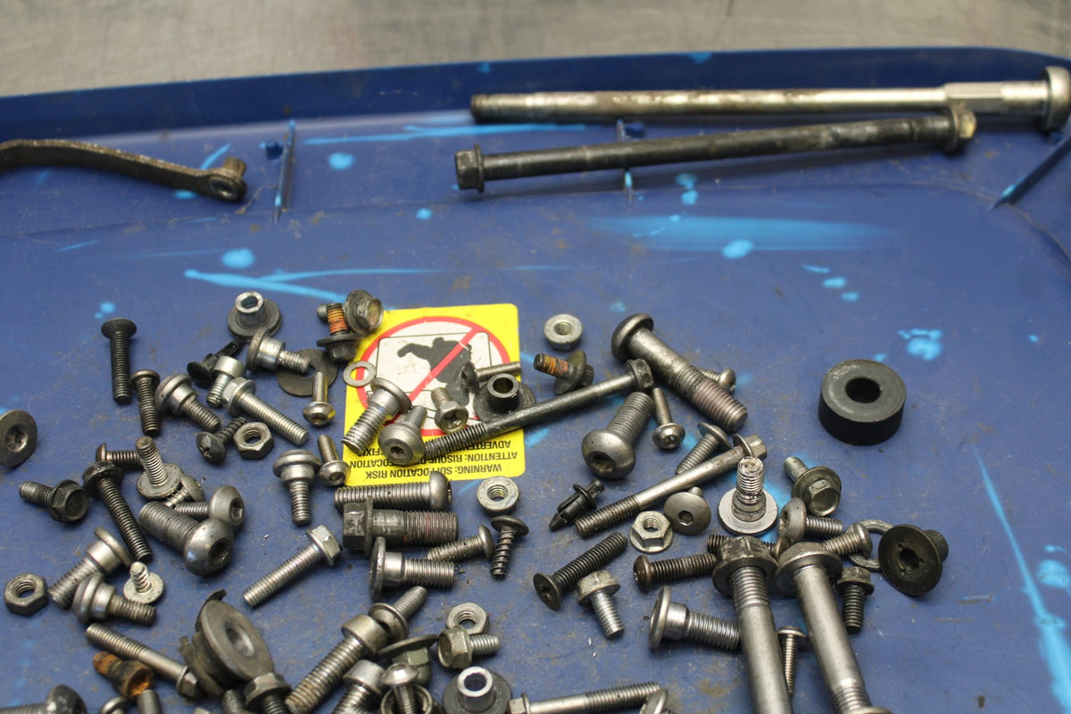 07-08 KAWASAKI NINJA ZX6R  MOUNTING BOLTS HARDWARE MOTOR SCREWS BB203