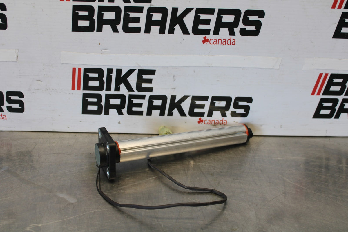 24 APRILIA TUONO V4 1100 FACTORY ABS FLOAT FUEL PETROL LEVEL SENDING UNIT BB887
